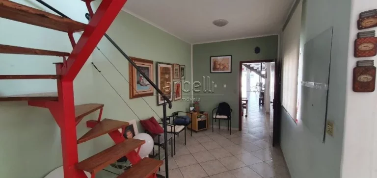 Imagem Casa de uso misto com 2 andares e 170metros quadrados aproximadamente. O primeiro andar do imóvel c...