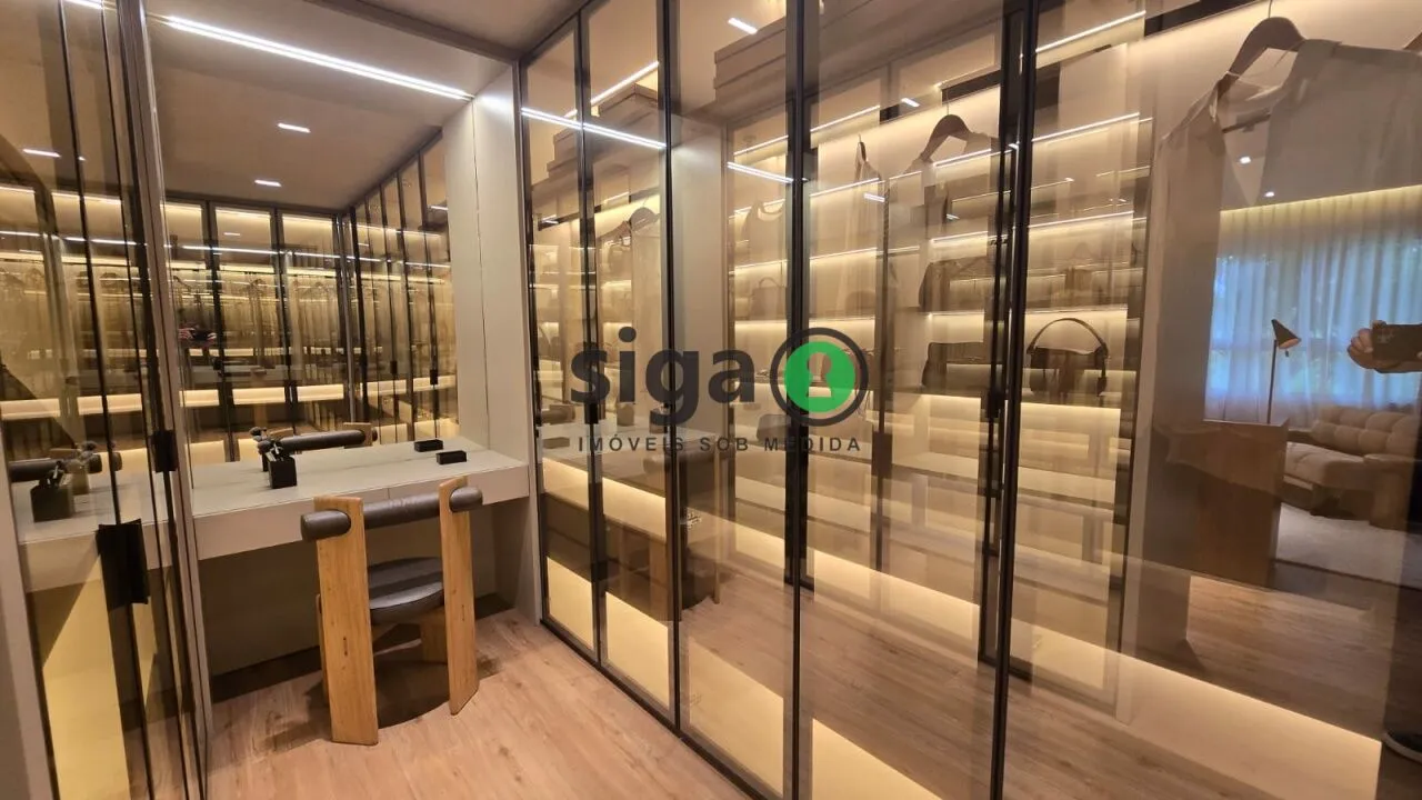 Imagem Apartamento de alto padrão no Campo Belo - Sofia Campo Belo - 270 a 328 m² - 3 ou 4 suítes
