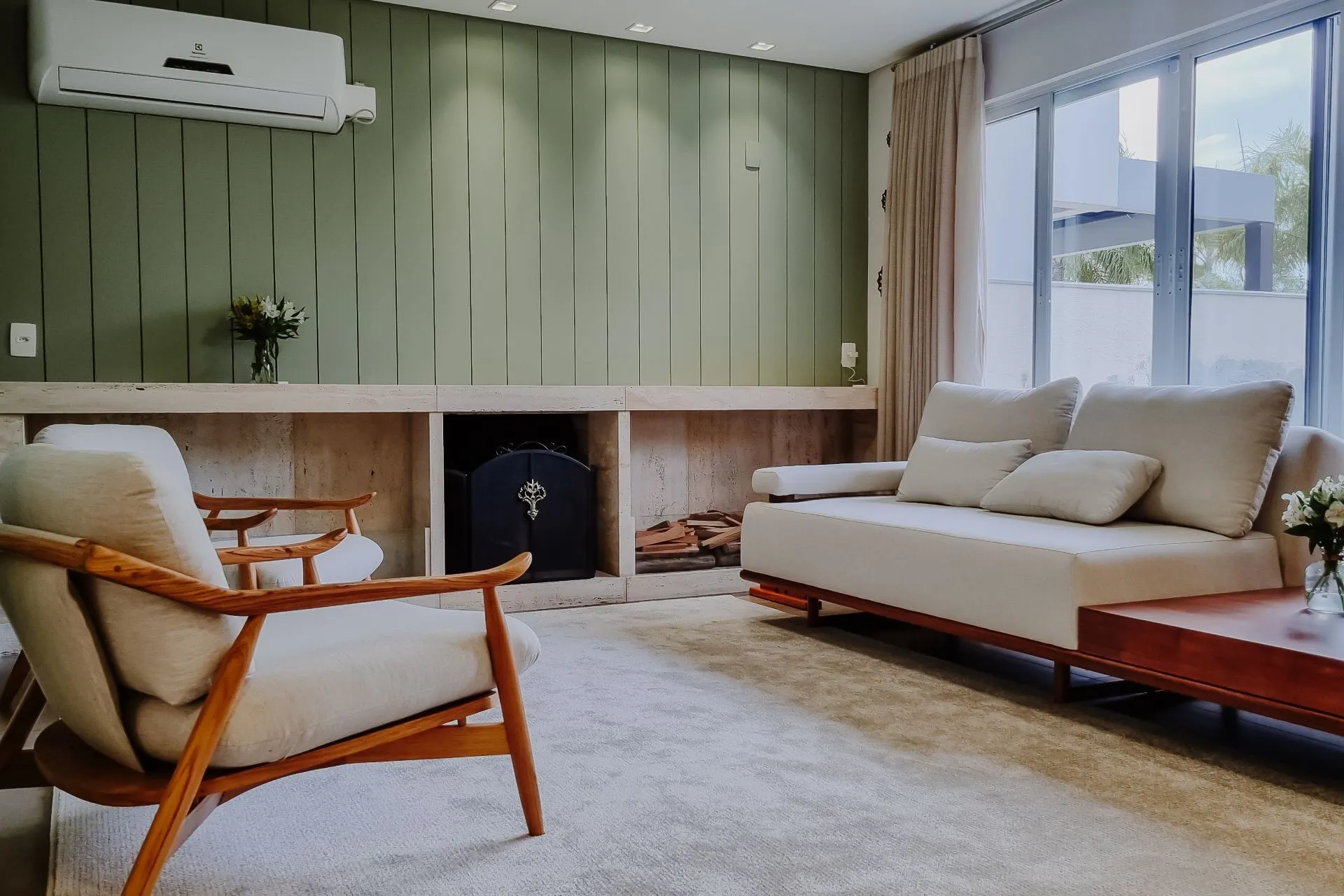 Imagem CASA EXCLUSIVA PARA LOCAÇÃO ANUAL - MARÇO DE 2027
