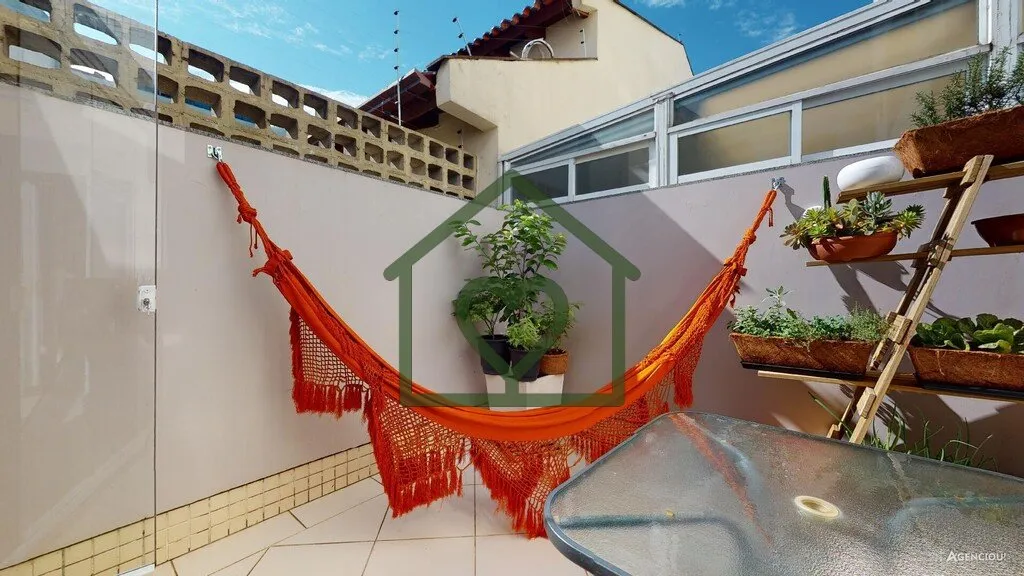 Imagem Amplo apartamento de 100,16 m² distribuídos em uma planta muito sofisticada. O imóvel conta com 2...