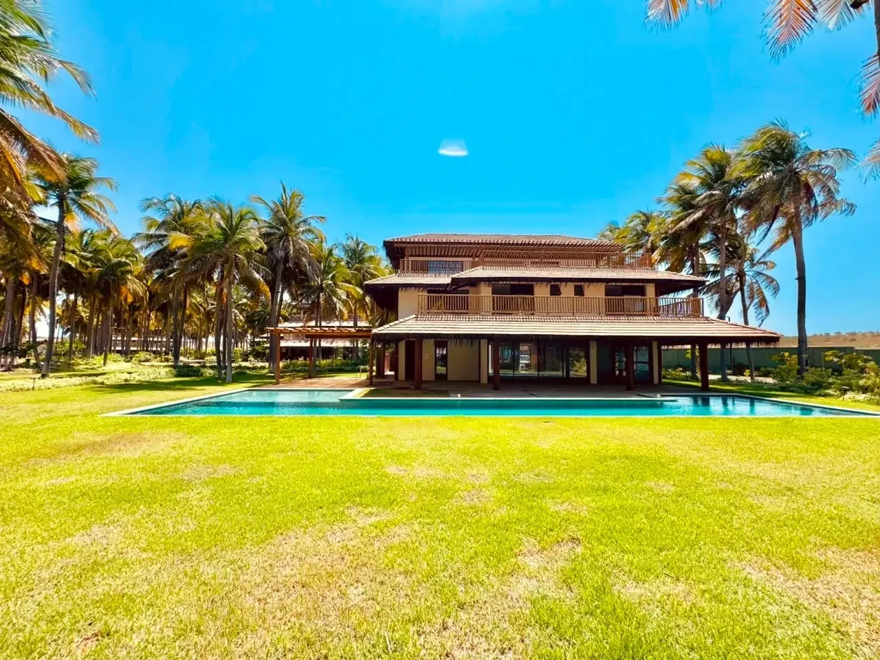 Foto do imóvel Casa de Condomínio com 5 Quartos à Venda, 575 m² em Fortim - Fortim