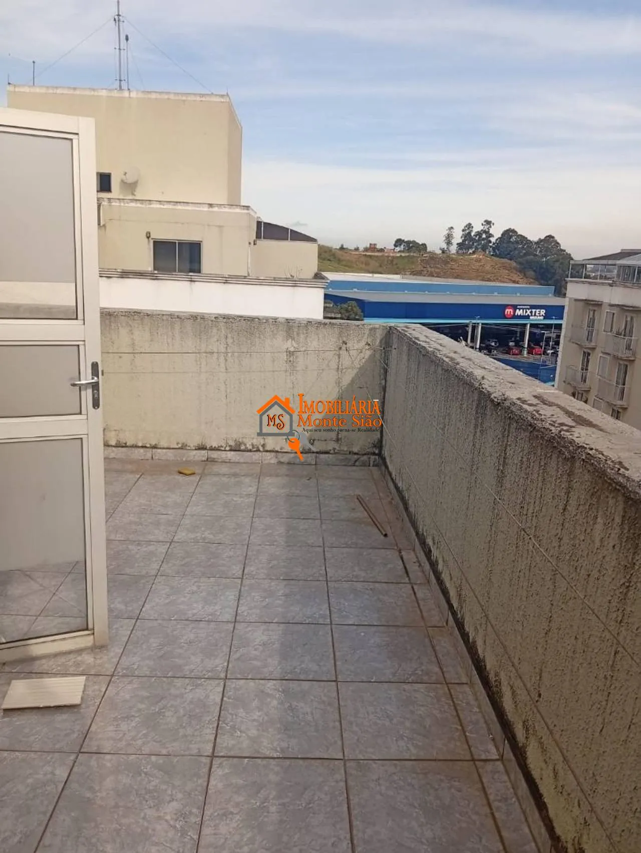 Imagem Apartamento Duplex com 2 dormitórios à venda, 88 m² por R$ 290.000,00 - Jardim São Domingos - Guarulhos/SP
