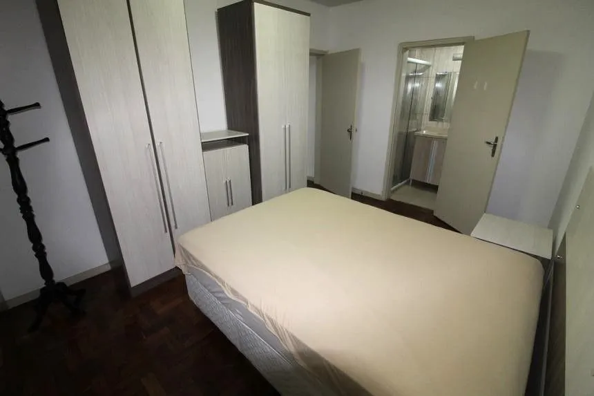 Imagem APARTAMENTO MOBILIADO E COM VAGA NO MENINO DEUS