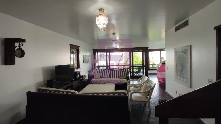 Imagem Enseada. Linda casa