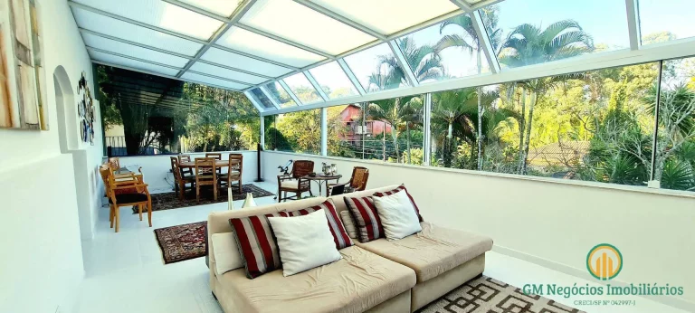 Imagem Casa a venda com porteira fechada em condomínio - Algarve