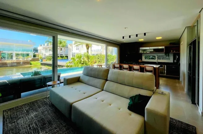 Imagem Casa em Condominio 5 Dormitórios - Bairro xangri-la