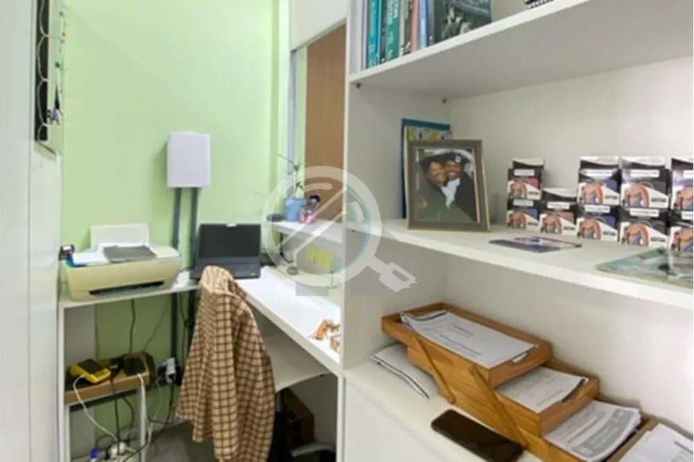 Imagem Oportunidade única de adquirir um conjunto comercial/sala em Porto Alegre, no coração do históri...