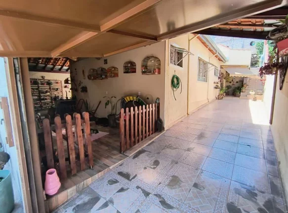 Imagem Casa à venda, 2 suítes, área de lazer com piscina Bauru/SP