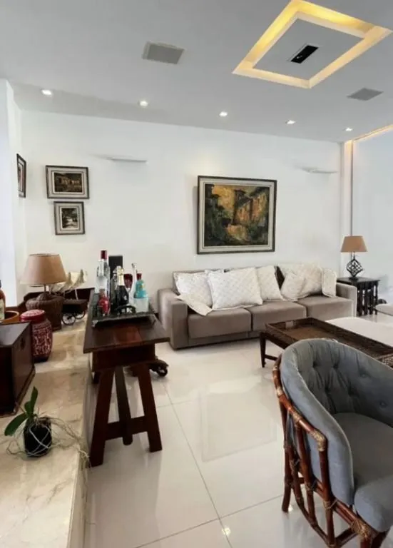 Imagem Casa com 5 dormitórios à venda, 803 m² por R$ 4.199.996,00 - Candelária - Natal/RN