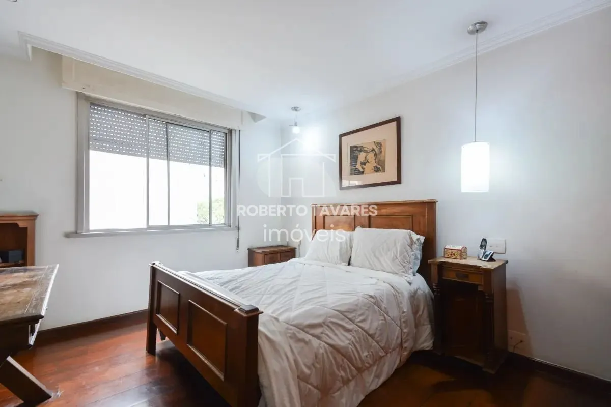 Imagem Apartamento de 3 quartos, 210m² no bairro Santa Cecília, em São Paulo