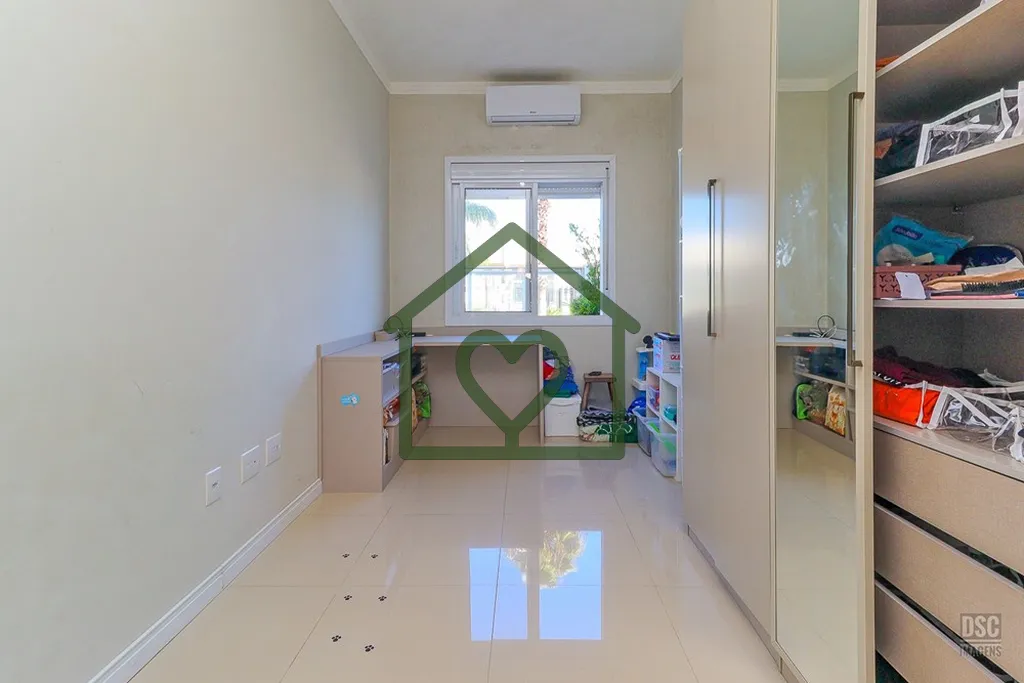 Imagem Casa térrea com 92m² privativos, muito bem distribuída, oferecendo um ambiente acolhedor e funcio...