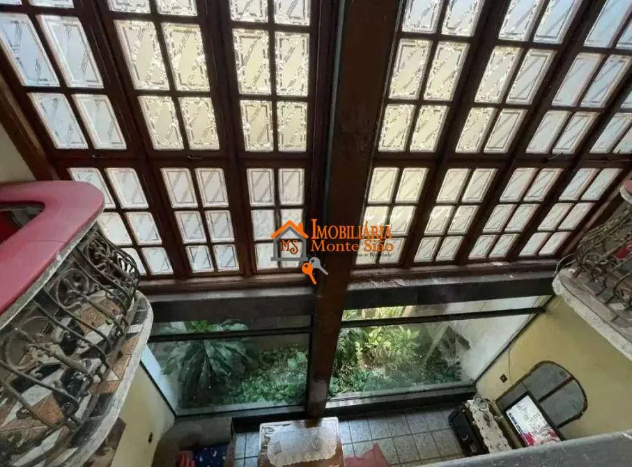 Imagem Sobrado com 5 dormitórios à venda, 600 m² por R$ 2.438.000,00 - Jardim Vila Galvão - Guarulhos/SP