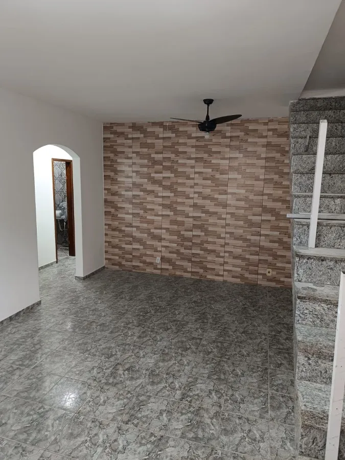 Imagem Casa em Condomínio para Venda em Itaboraí, Centro (Manilha), 4 dormitórios, 1 suíte, 2 banheiros, 1 vaga