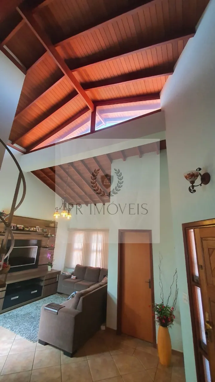 Foto do imóvel Imperdível oportunidade: Casa à venda em Araraquara-SP, São Geraldo. 3 quartos, 2 suítes, 3 salas, 5 banheiros, 6 vagas, 283,30 m².