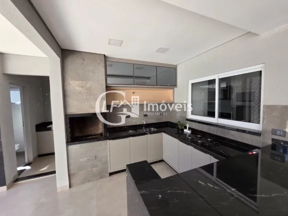Imagem Casa à venda na Vila Vilas Boas: 3 suítes, 2 salas, 5 banheiros, vagas de garagem, 250m². Confira já!