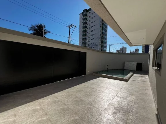 Imagem Sobrado com 3 dormitórios à venda, 127 m² por R$ 990.000,00 - Vila Guilhermina - Praia Grande/SP