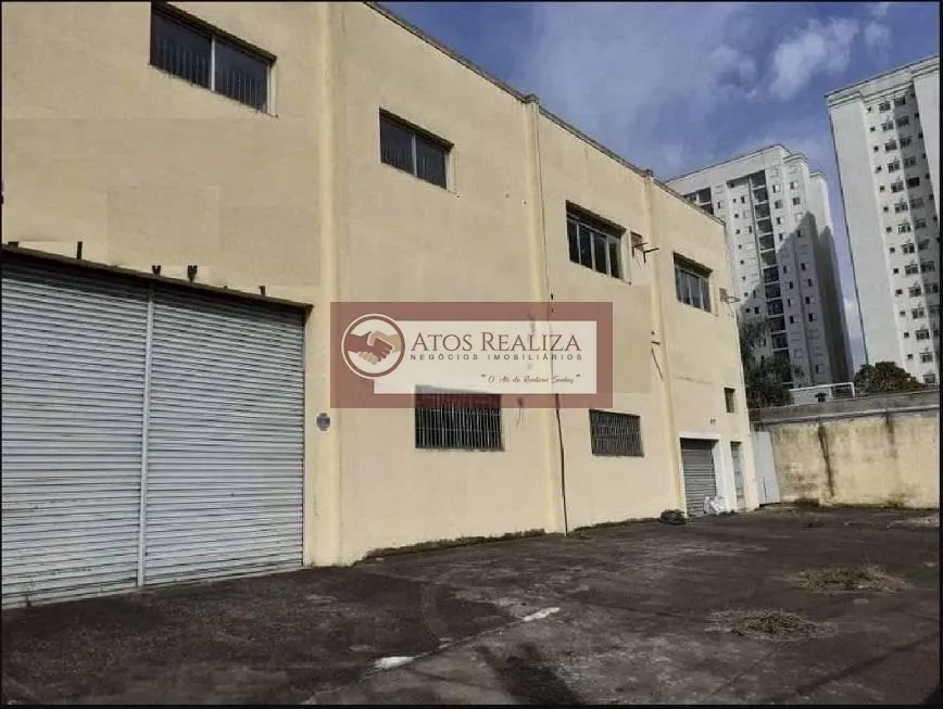 Imagem Galpão de 2.000m² com 4 banheiros em Socorro - SP: venda por R$ 40 mi e locação disponível.