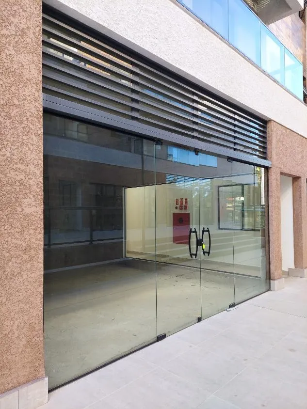 Imagem SALA COMERCIAL NO PORTAL DE VINHEDO - COMERCIAL II - PINHEIRINHO