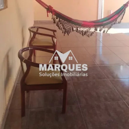 Imagem Casa Espaçosa no Jardim Rosolém em Hortolândia!