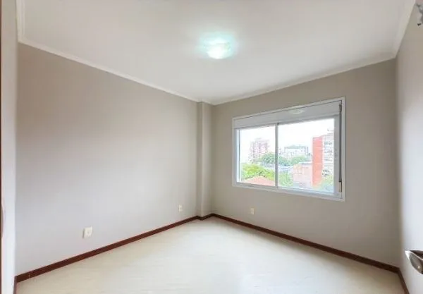 Imagem Apartamento no bairro Santana de 3 dormitórios e vaga DESOCUPADO