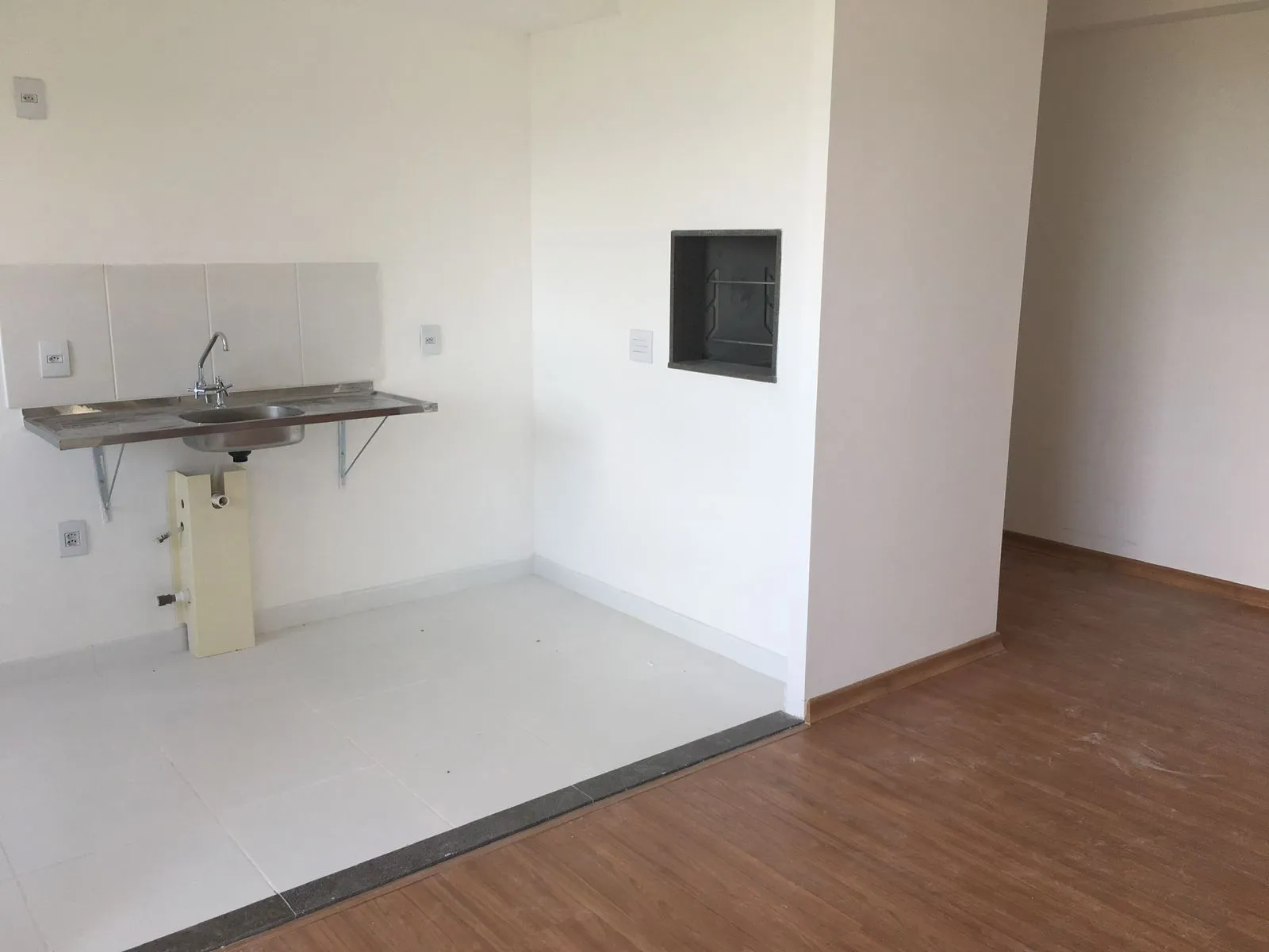 Imagem Apartamento com 3 quartos, 1 suíte, sacada