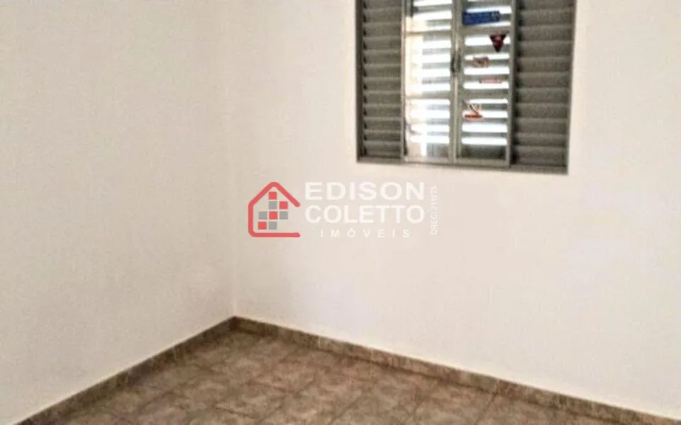 Imagem Charmosa Casa Reformada à Venda no Jardim São Paulo, Piracicaba!!