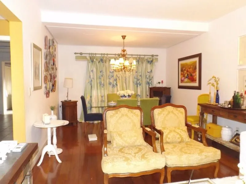 Imagem Casa Condominio para Venda - 350m², 4 dormitórios, sendo 1 suites, 2 vagas - Santa Tereza