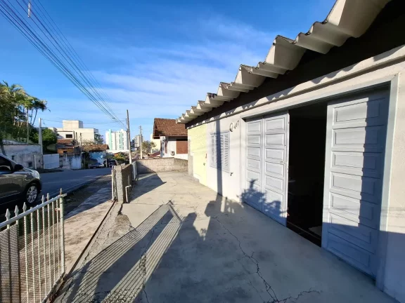 Imagem CASA RESIDENCIAL em BARRA VELHA - SC, Centro