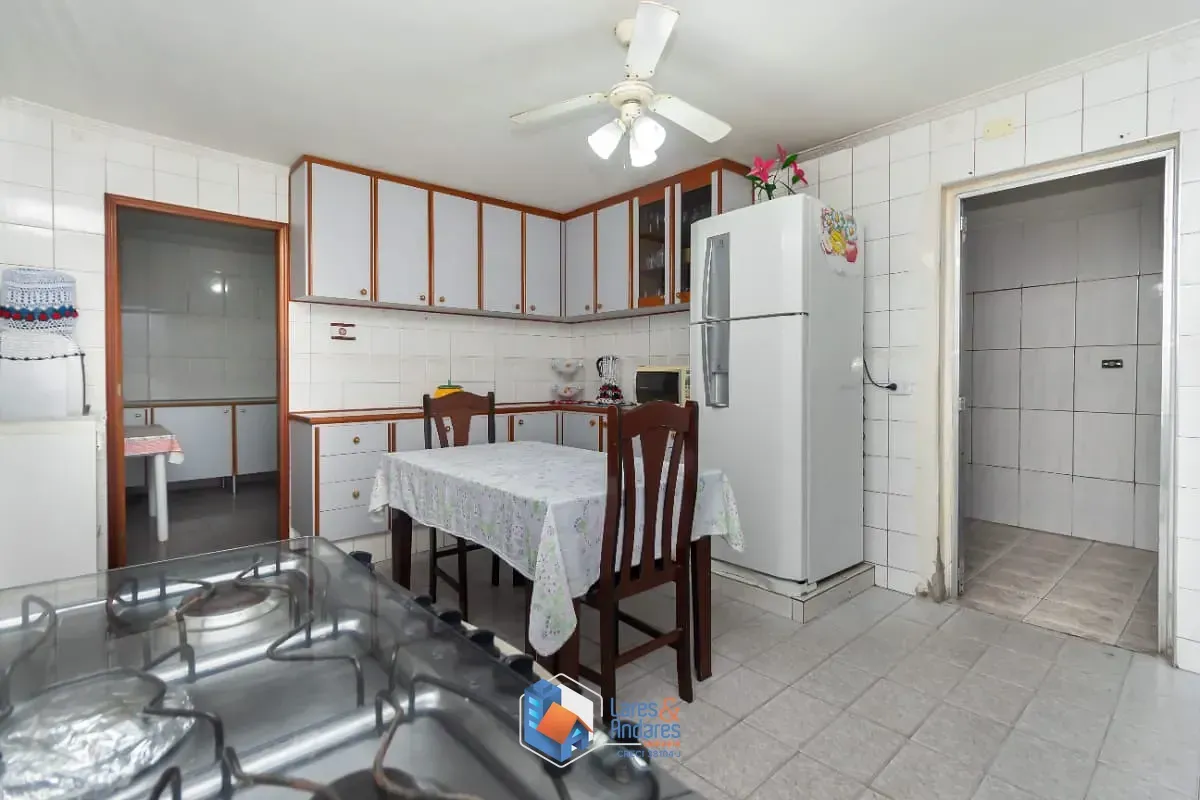 Imagem Sobrado para venda em Jardim Paulistano (Zona Norte) com 10 quartos, sendo 1 suíte, 590m²