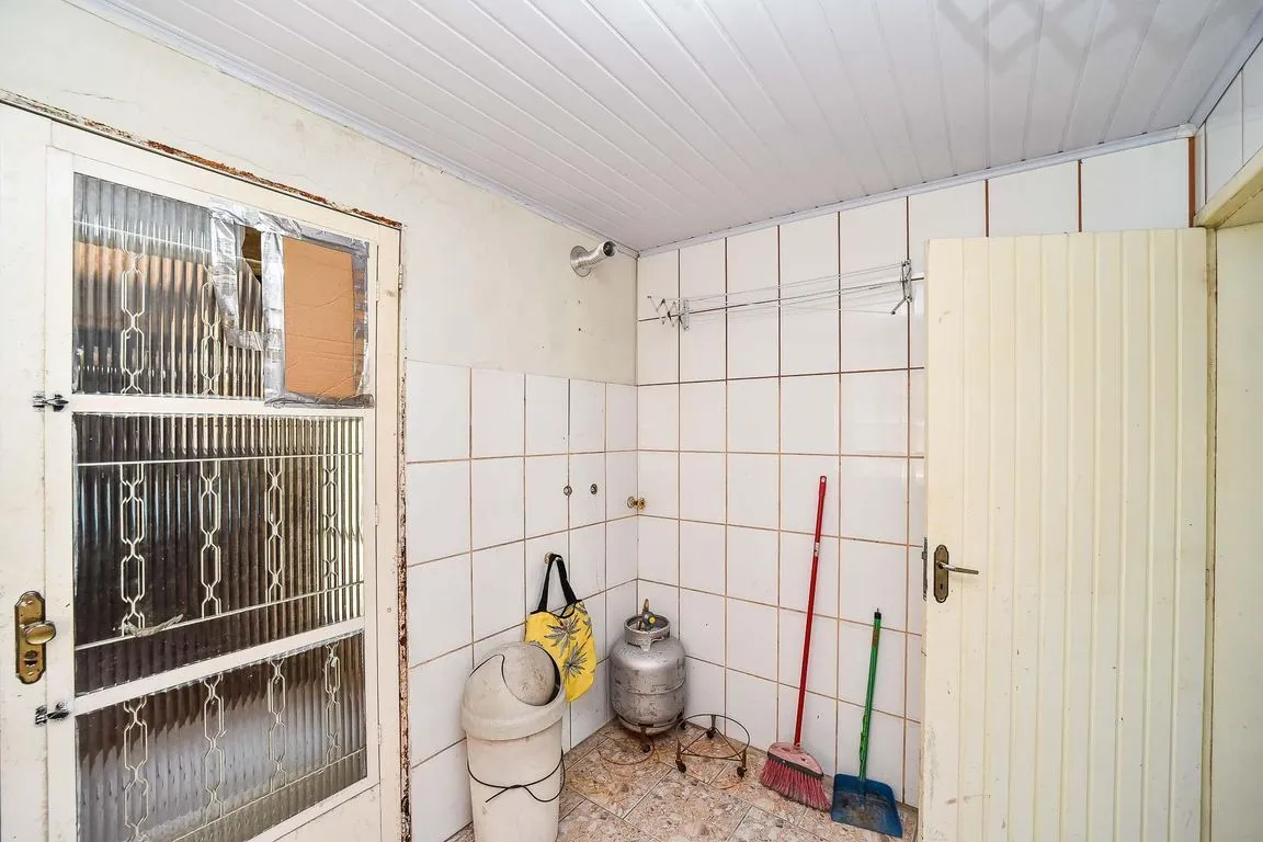 Imagem Casa com 4 dormitórios, R Doutor Paulino Guerra