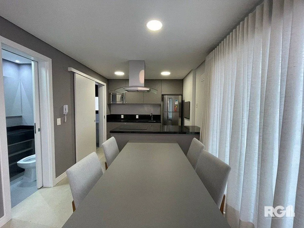 Imagem APARTAMENTO 1 DORMITÓRIO A VENDA DUPLEX, COM 2 VAGAS