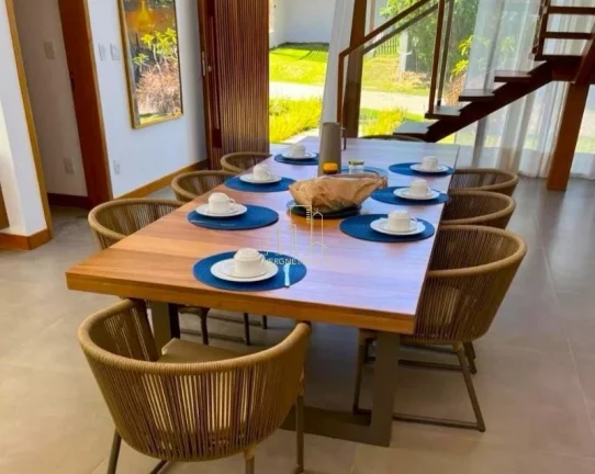 Imagem Casa alto luxo com quatro suíte espaço gourmet piscina a venda em Praia do Forte