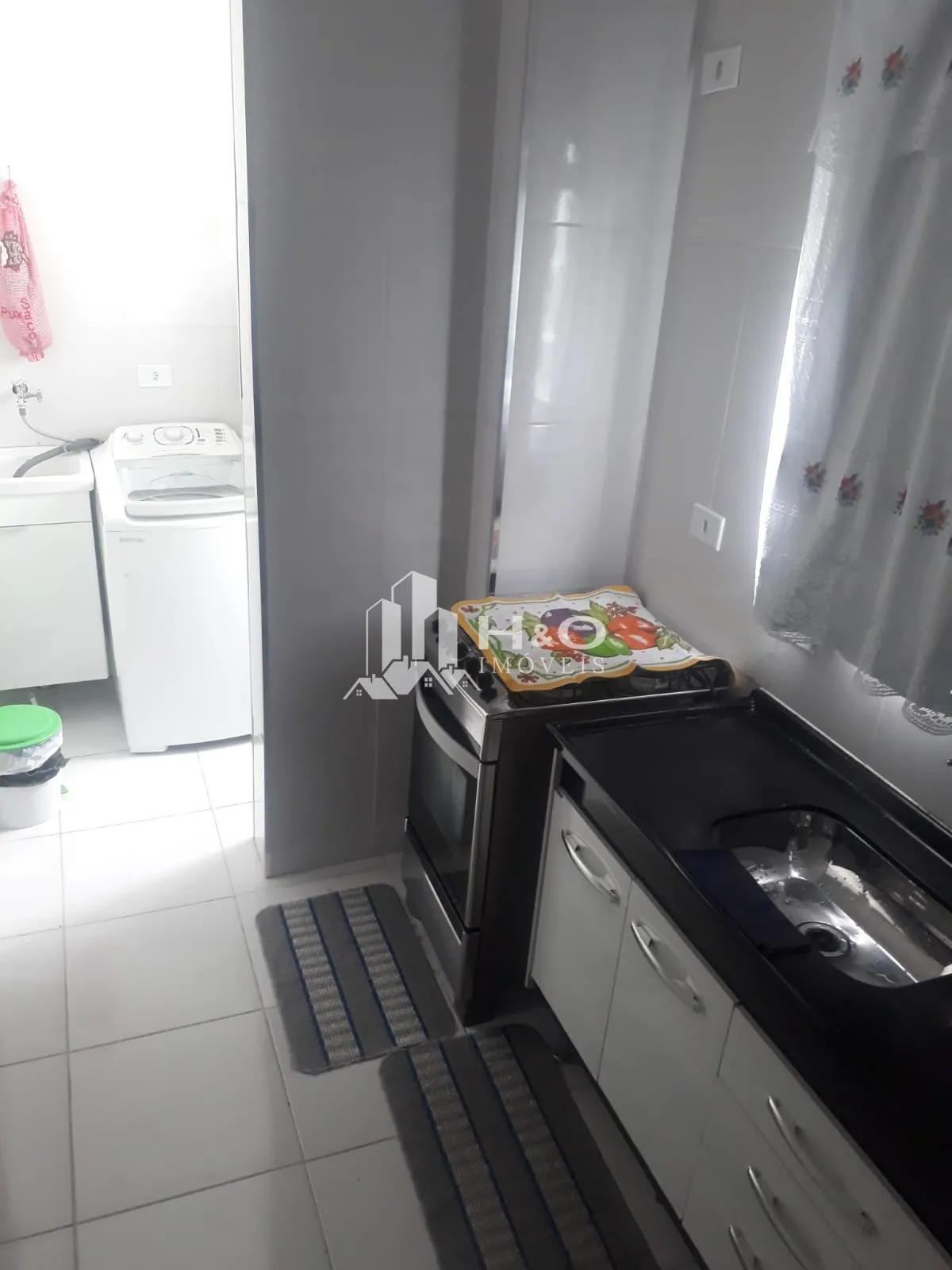 Imagem Apartamento no Jardim Nélia | 2 Dormitórios, Vaga e Sacada