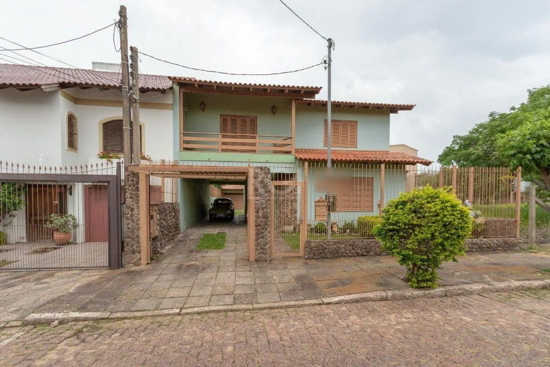 Imagem Casa para Venda - 180m², 3 dormitórios, sendo 1 suites, 2 vagas - Guarujá