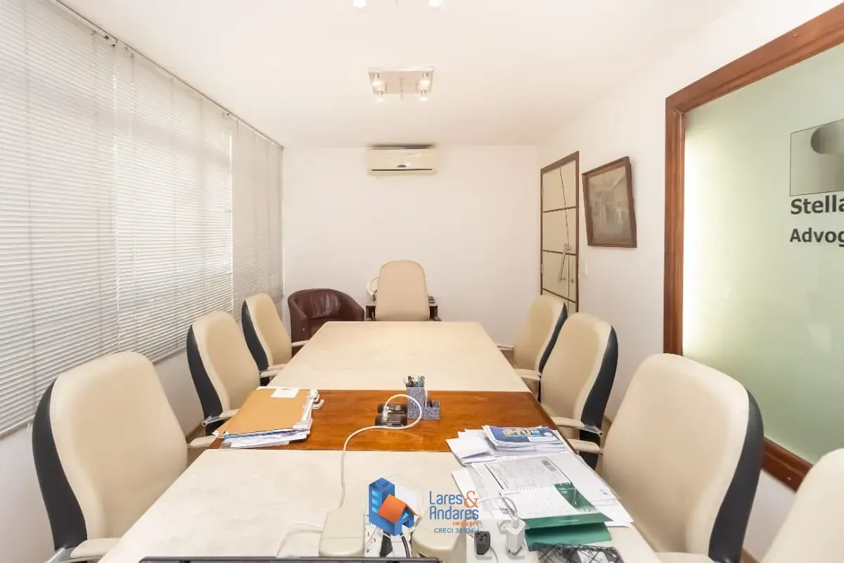 Imagem Conjunto comercial para venda em Consolação, 202m²