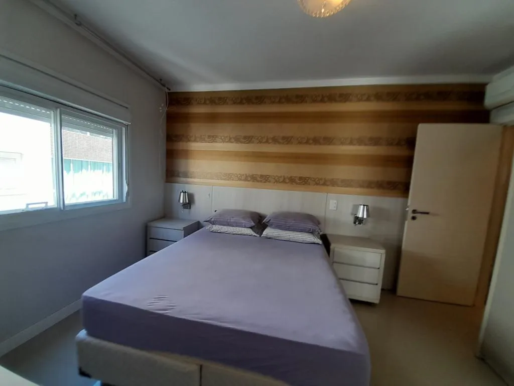 Imagem Apartamento 4 Dormitórios - Bairro Zona Nova