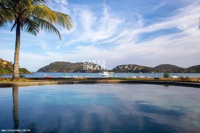 Imagem Casa Frente Mar para Temporada em Armação dos Búzios / RJ no bairro Ferradura