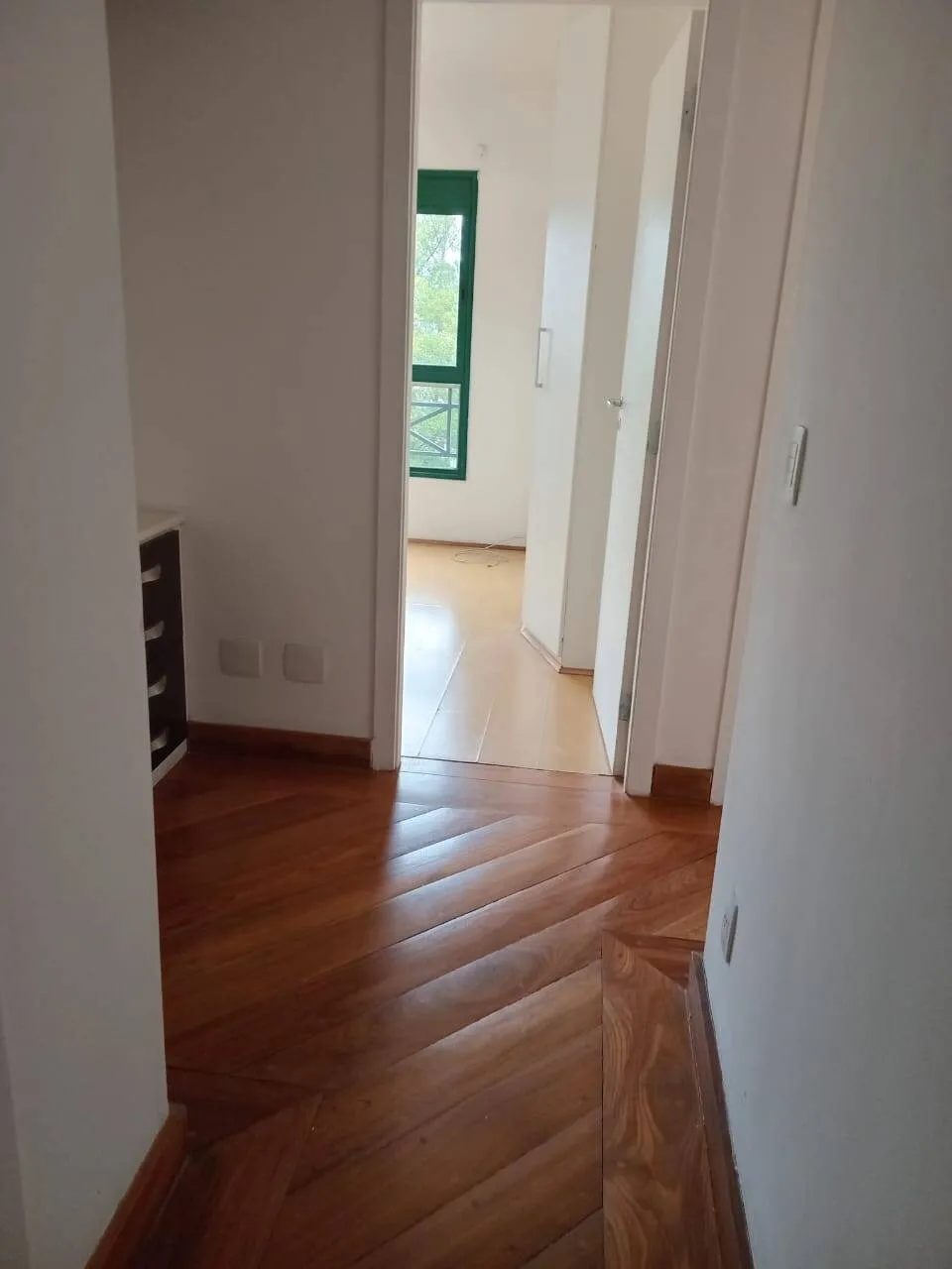 Foto do imóvel Excelente Apartamento de 3 Dormitórios em Frente à Pista de Caminhada de Alphaville em ALPHAVILLE CENTRO INDUSTRIAL E EMPRESARIAL/ALPHAVILLE., BARUERI - SP