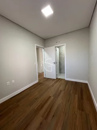 Imagem SOBRADO NO ATIRADORES COM 3 SUÍTES