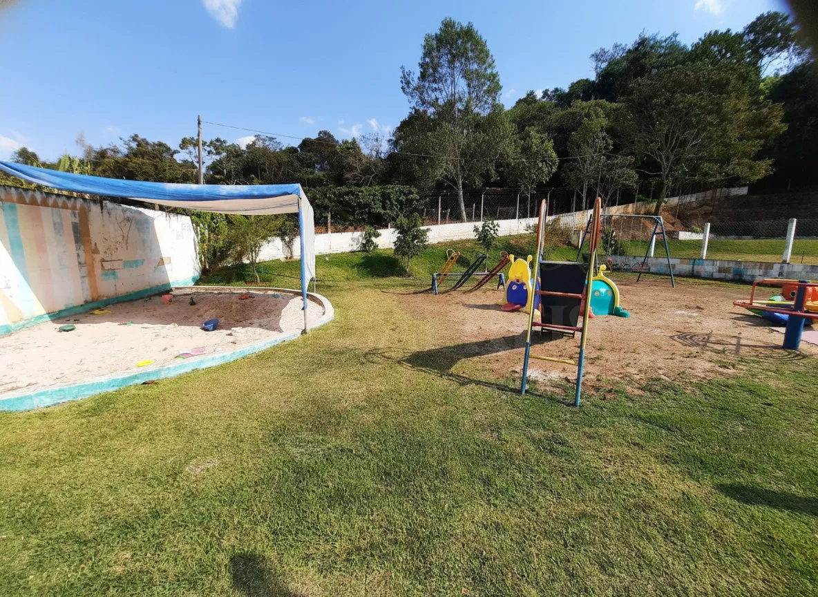 Imagem Chácara 150 m² à venda em Laranjeiras de Caldas, Caldas