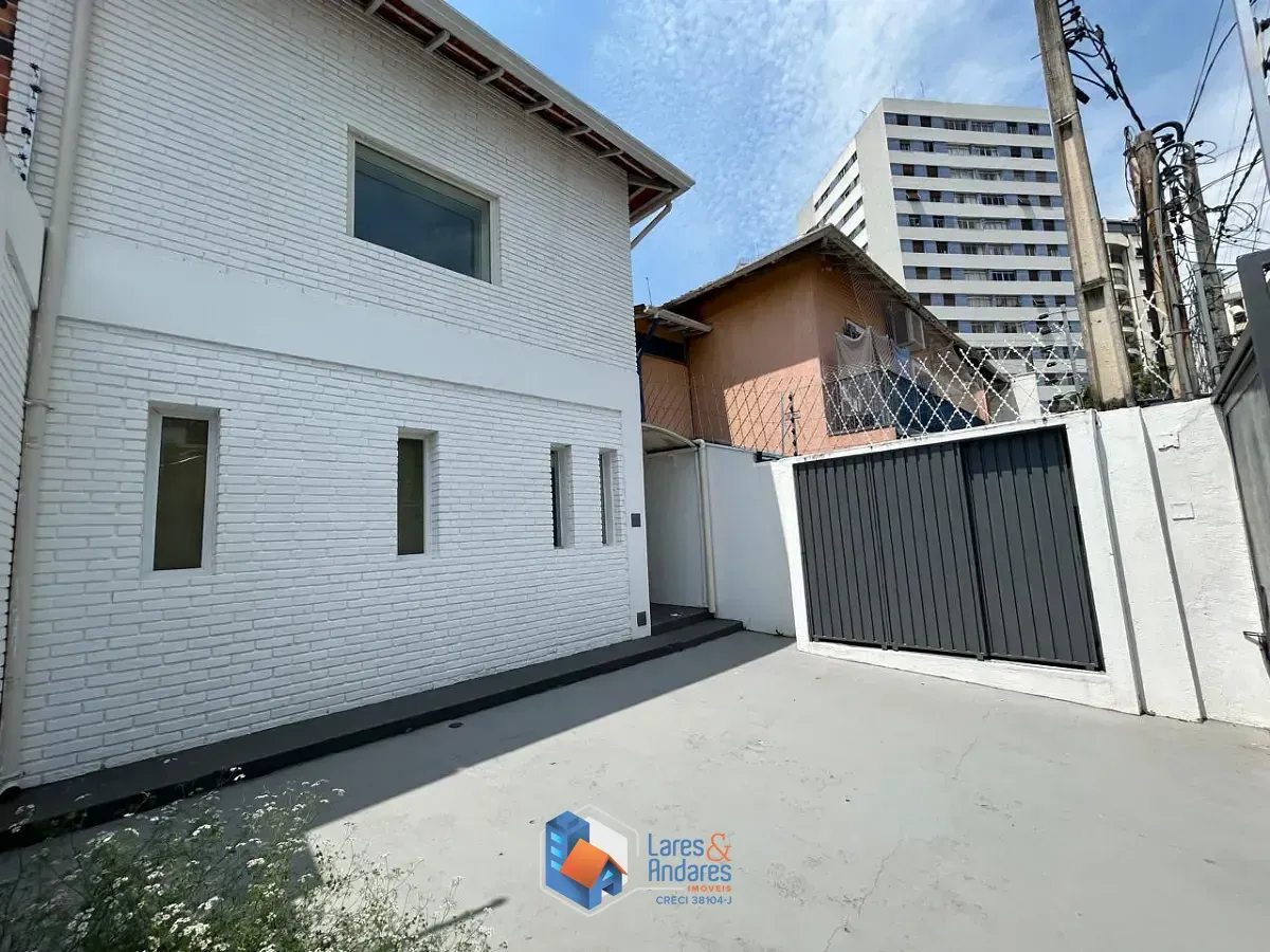 Imagem Casa para venda em Vila Mariana com 3 quartos, 200m²