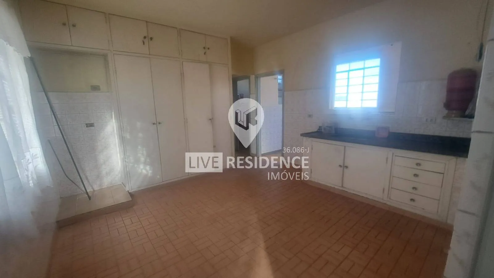 Imagem Casa comercial a venda no Centro de Itatiba