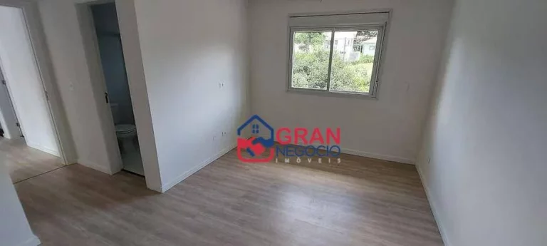 Imagem Triplex mobiliado em condomínio fechado alugo