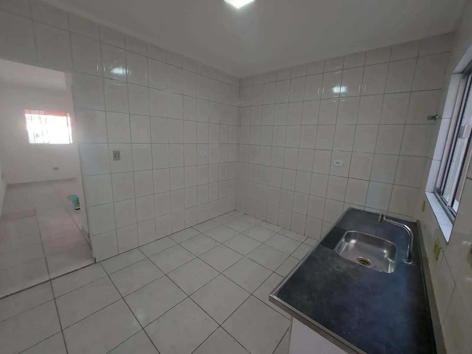 Imagem Sobrado com 2 Quartos para Alugar, 80 m² em Itaquera - São Paulo