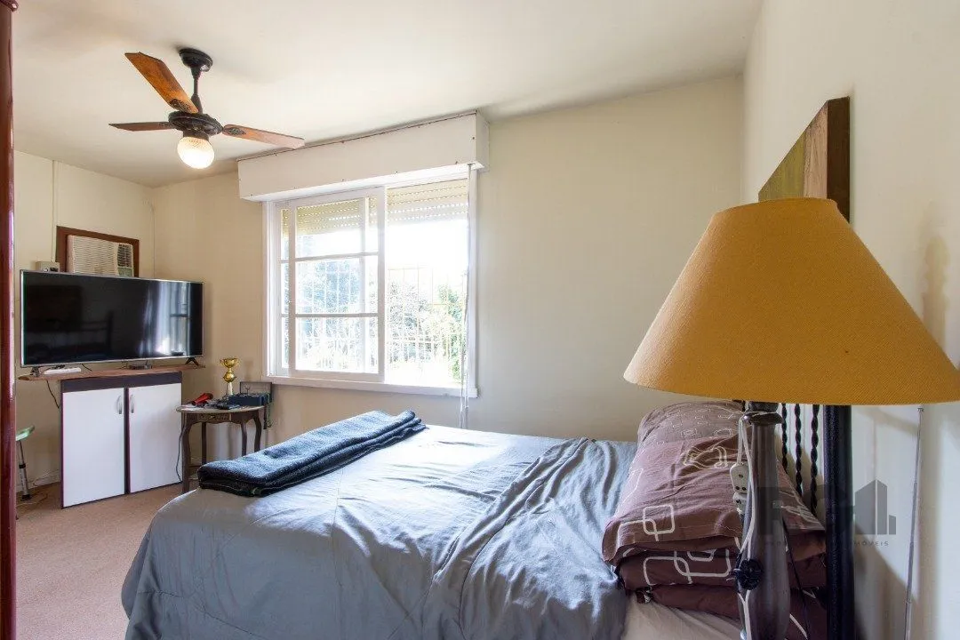 Imagem Casa em condomínio aberto, 3 quartos, edicula com 1 quarto - Bairro Santa Tereza