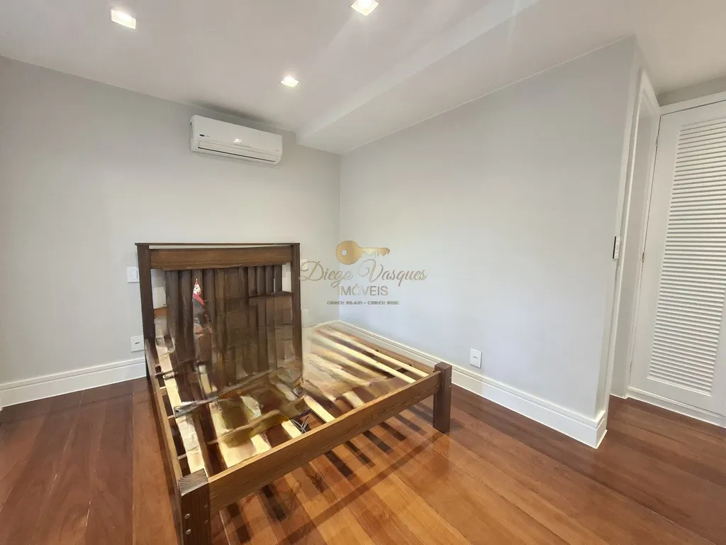 Imagem Casa em Condomínio para Venda em Teresópolis / RJ no bairro Green Valley