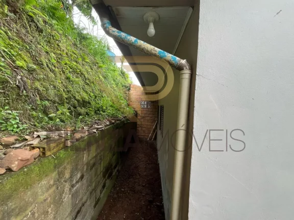 Imagem Casa para Venda em Concórdia, Industriários, 2 dormitórios, 1 suíte, 2 banheiros