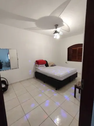 Imagem Casa com 3 Quartos à Venda, 180 m² em Jd. Corumbá - Itanhaém