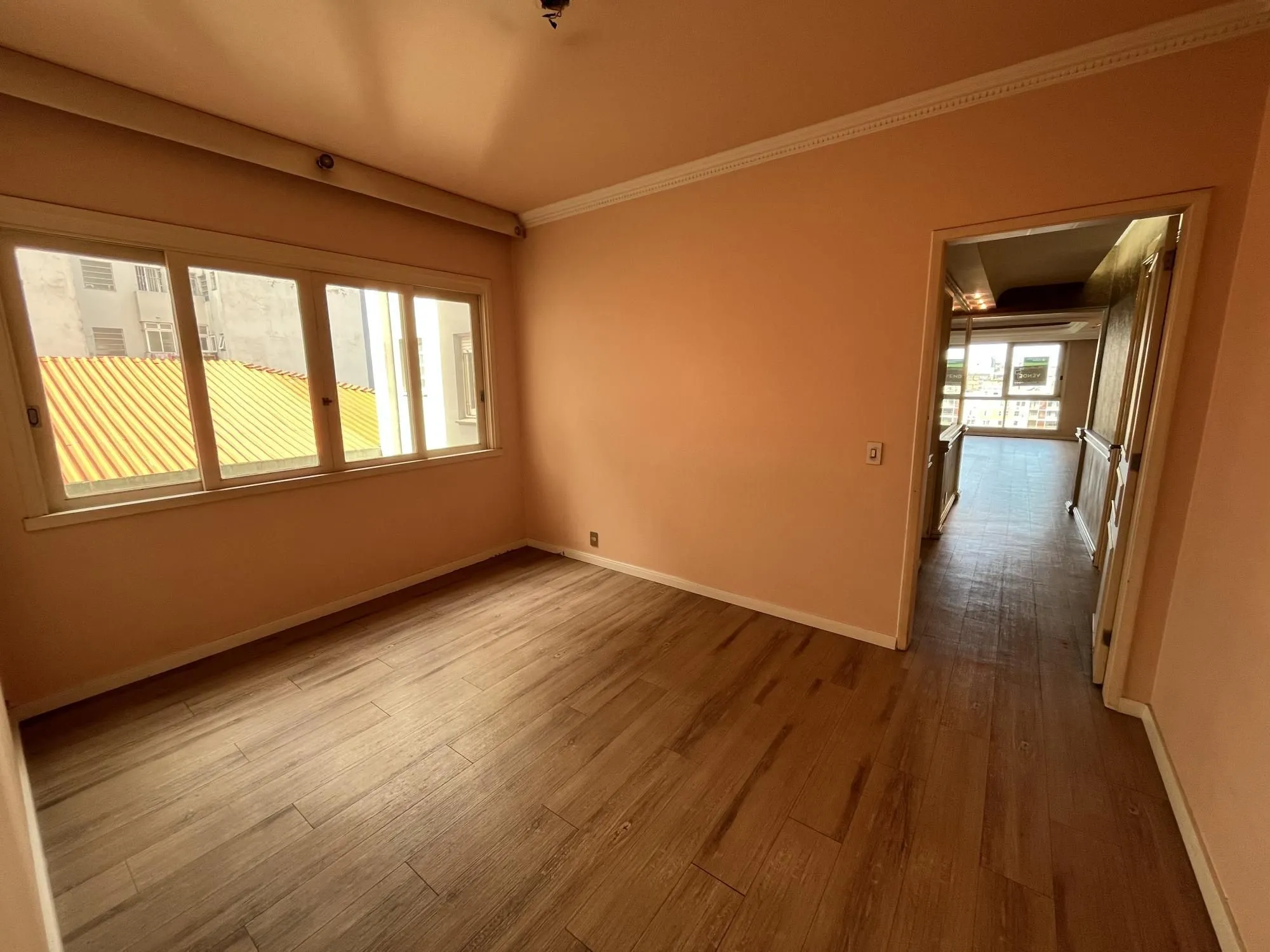 Imagem Apartamento Venda - 190.8m², 3 dormitórios, 1 suíte, 1 vaga - Centro Histórico