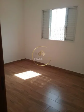 Imagem Casa Ampla, 3 Dormitórios ( 1 Suíte), 2 vagas, Dom Bosco, Sjc.